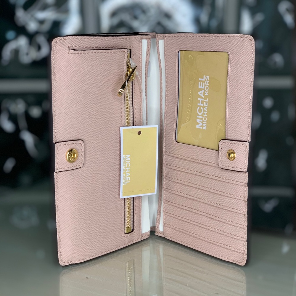 NWT 🔥SALE🔥 MK Wallet - Picture 2 of 4